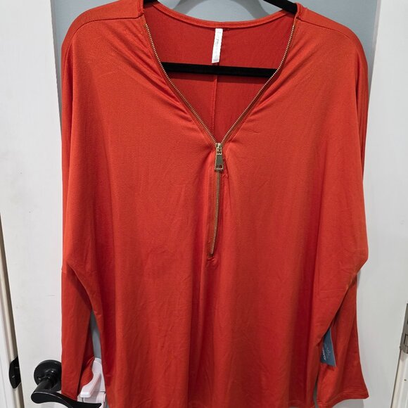 Passport Tops - Passports Orange Zip Front Batwing Blouse – Size Large – NWT